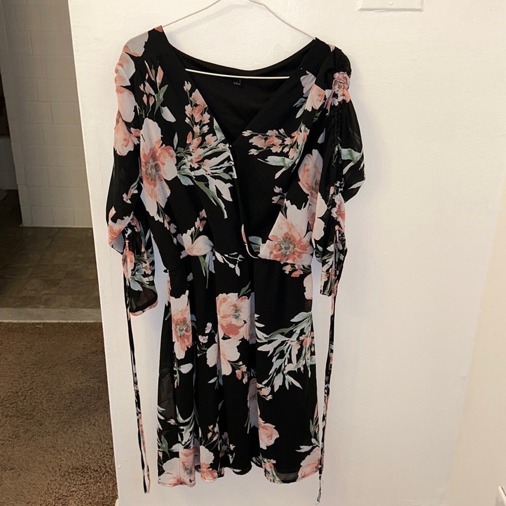 flower print dress